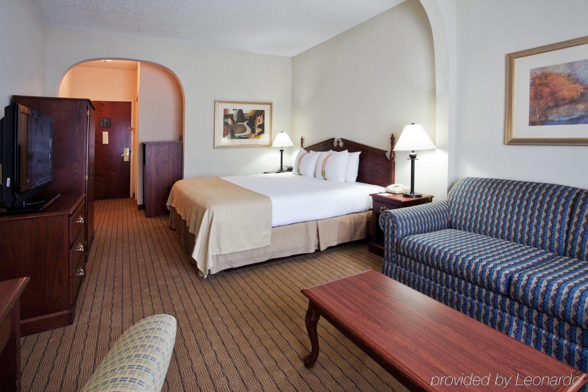 Holiday Inn Hotel And Suites Peachtree City By Ihg Chambre photo