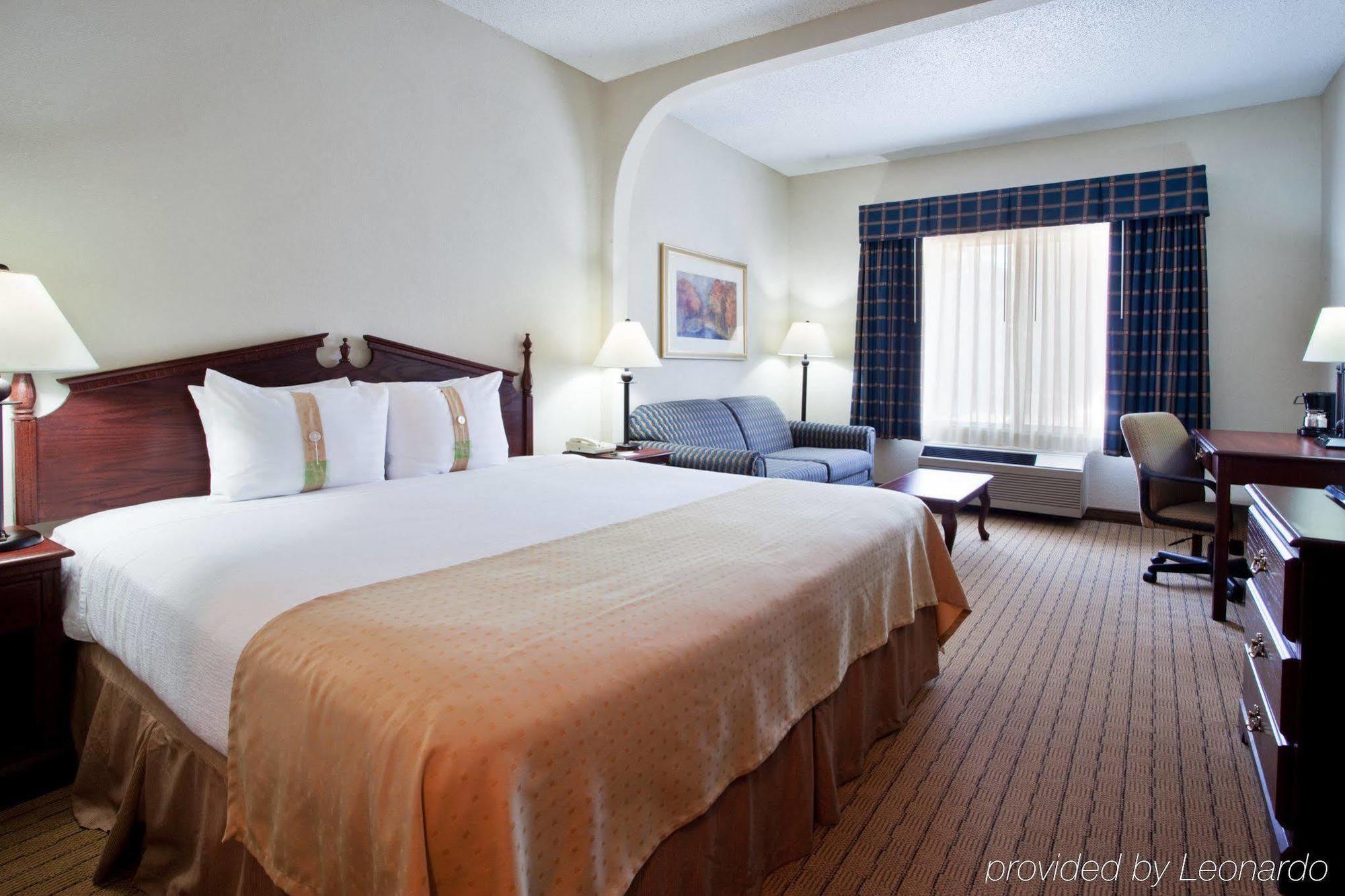 Holiday Inn Hotel And Suites Peachtree City By Ihg Chambre photo