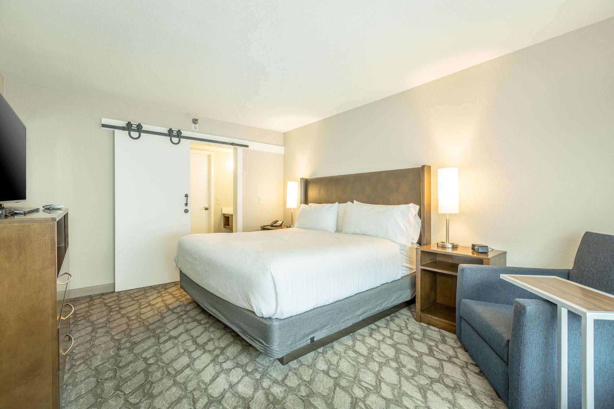 Holiday Inn Hotel And Suites Peachtree City By Ihg Extérieur photo